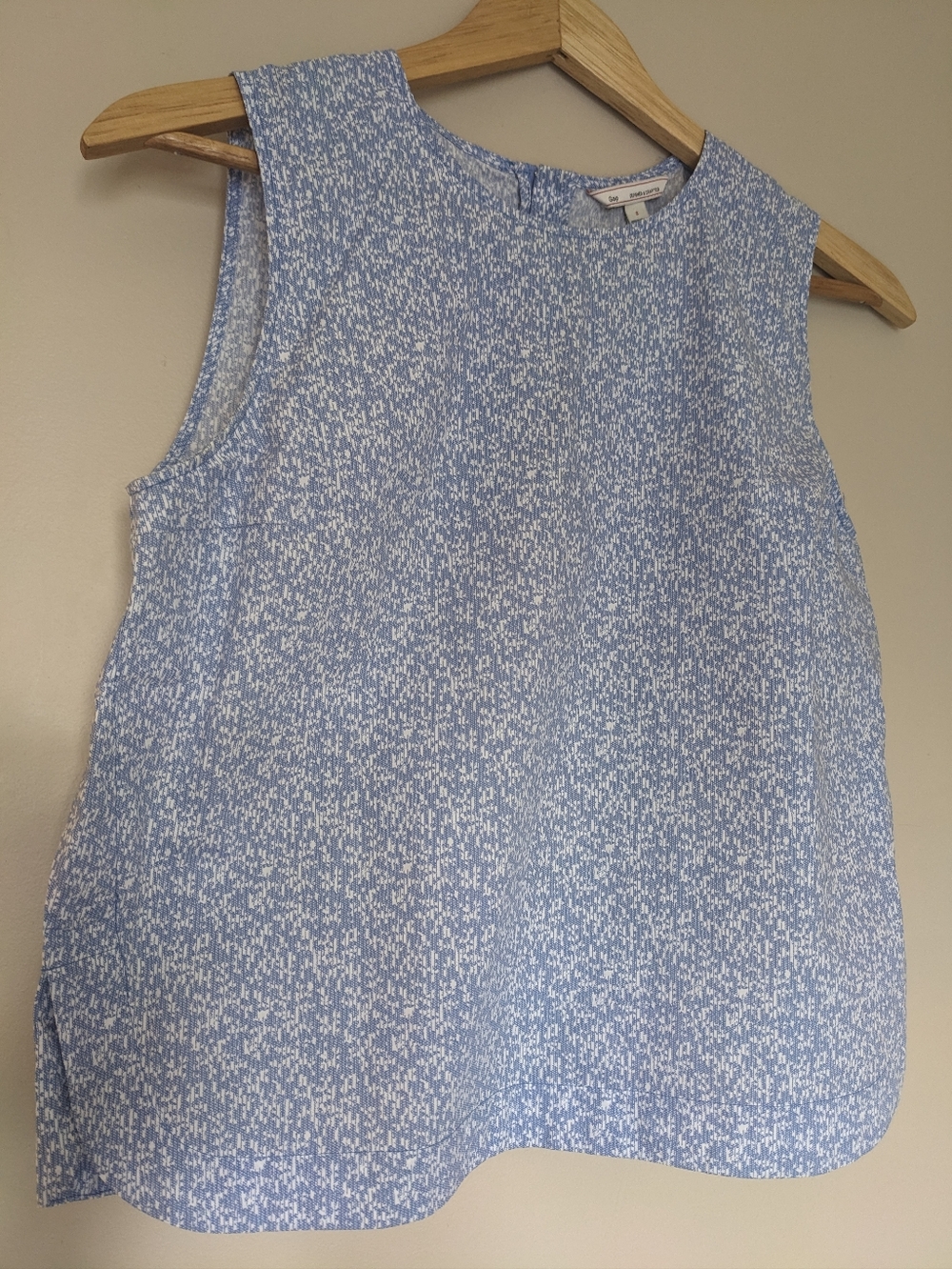 GAP Light Blue & White Sleeveless Top